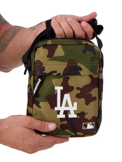 Bolsa New Era Shoulder MLB Los Angeles Dodgers Camo Verde Militar