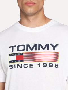 Camiseta Tommy Jeans Masculina Classic Twisted Logo Branca
