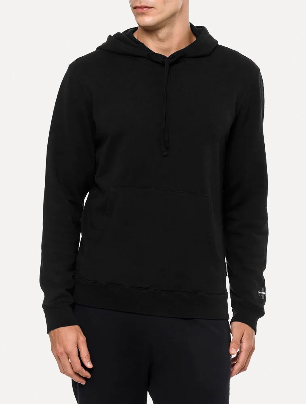 Moletom Calvin Klein Jeans Masculino Hoodie CKJ Logo Manga e Etiqueta Preto