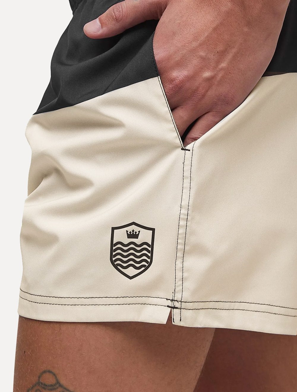 Short Osklen Masculino Beachwear Bicolor Off White Preto