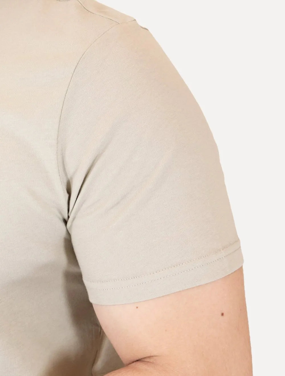 Camiseta Calvin Klein Jeans Masculina Crewneck Essentials Cáqui Claro