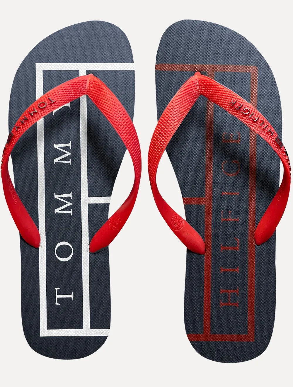Chinelo Tommy Hilfiger Strips Rubber Beach Azul Marinho/Branco/Vermelho