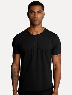 Camiseta King & Joe Masculina Botão Pima Touch Henley Preta