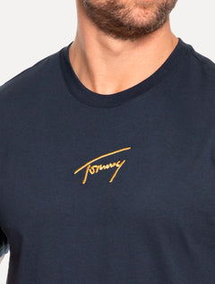 Camiseta Tommy Jeans Masculina Embroidered Signature Center Azul Marinho