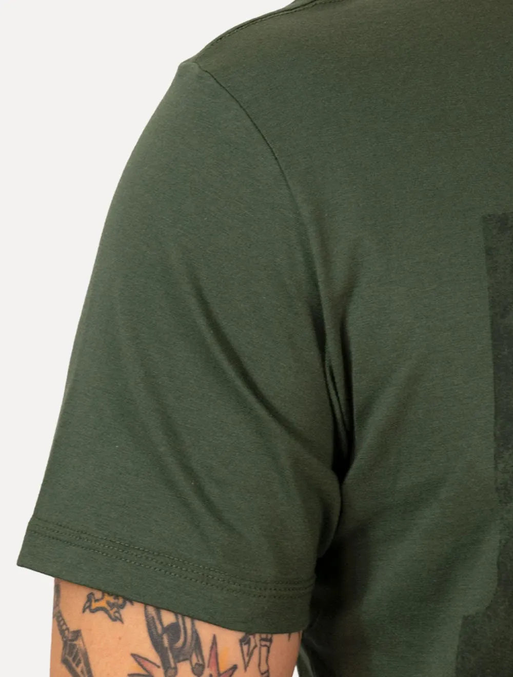 Camiseta John John Masculina Regular John Plaque Verde Escuro