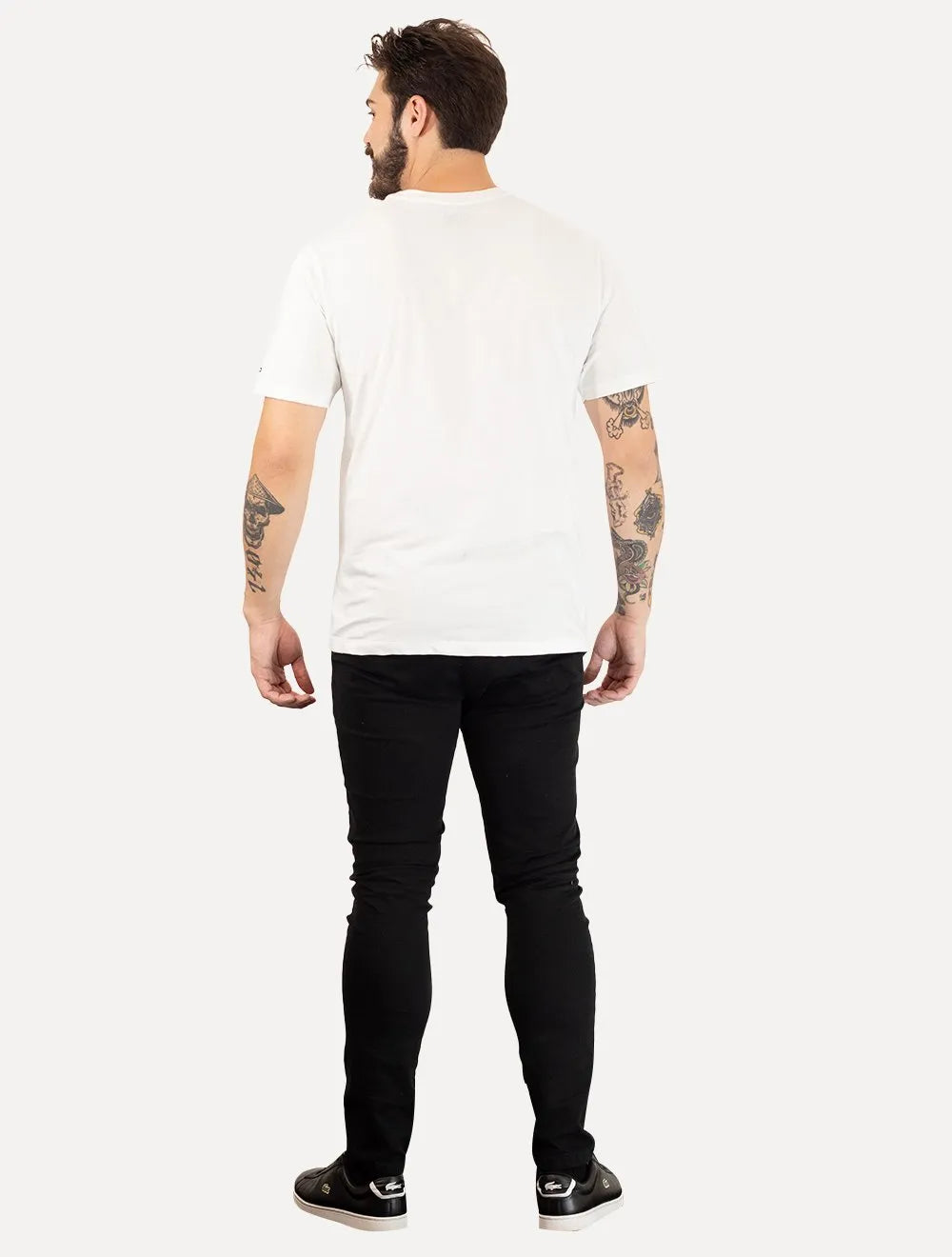 Camiseta Tommy Jeans Masculina Classic Linear Chest Off-White