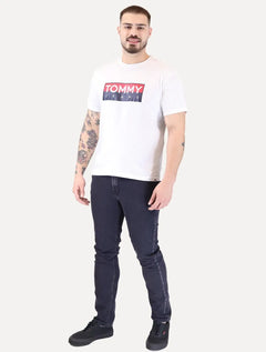Camiseta Tommy Jeans Masculina Regular Entire Logo Branca
