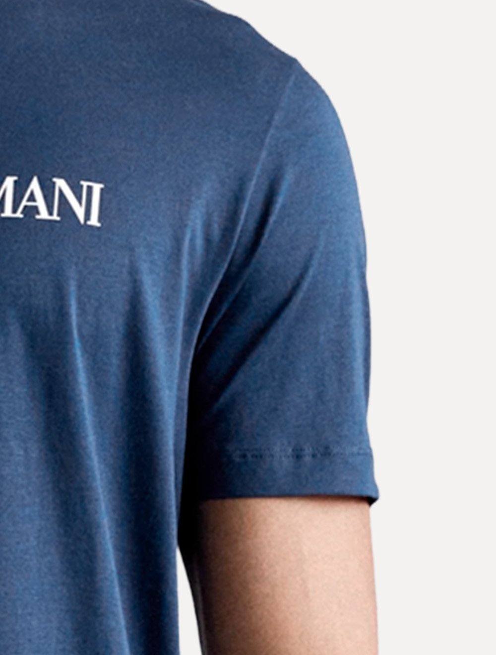 Camiseta Emporio Armani Masculina Essential Logo Peito Chest Azul Escuro
