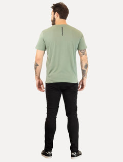 Camiseta Calvin Klein Jeans Masculina Dark Omega Relevo Verde Médio