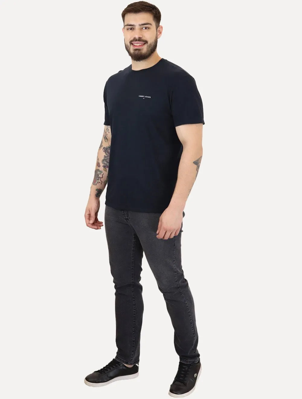 Camiseta Tommy Jeans Masculina Slim Linear Chest Azul Marinho