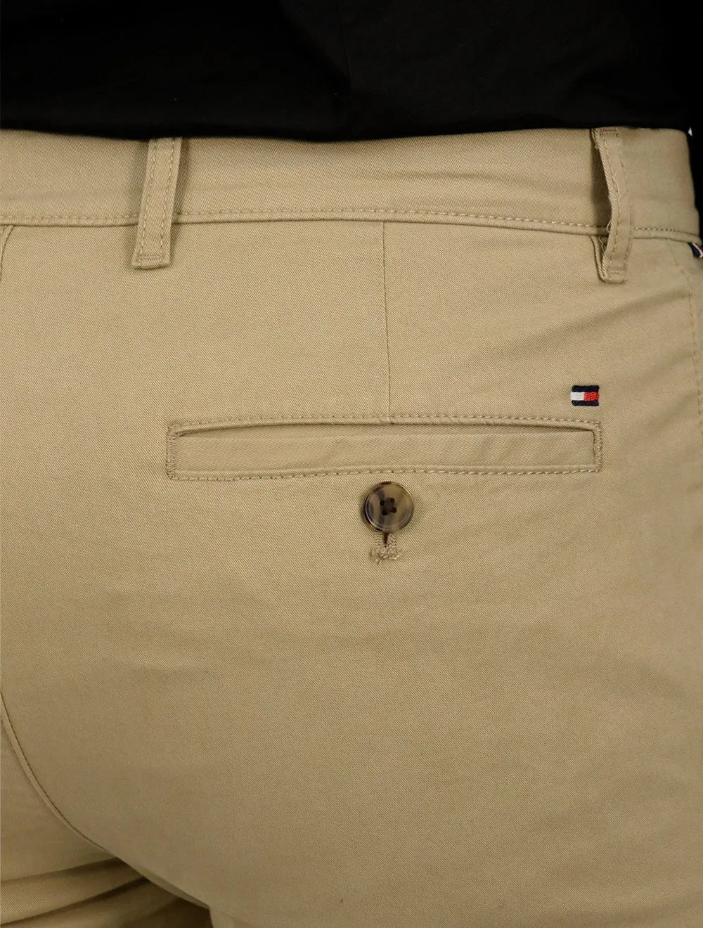 Calça Tommy Hilfiger Masculina Slim Bleeker THFlex Chino Stretch Cáqui