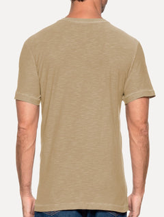 Camiseta Osklen Masculina Slim Rough Trident Surfing Cáqui