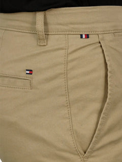 Calça Tommy Hilfiger Masculina Slim Bleeker THFlex Chino Stretch Cáqui