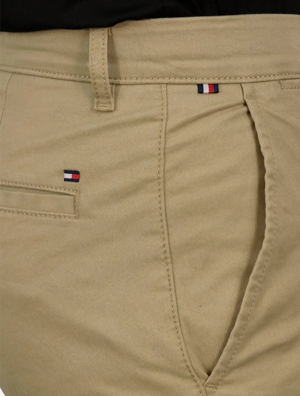 Calça Tommy Hilfiger Masculina Slim Bleeker THFlex Chino Stretch Cáqui