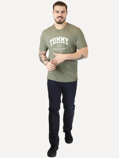 Camiseta Tommy Jeans Masculina Regular Athletic Club Verde Militar