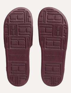 Chinelo Tommy Hilfiger Corp. Textured Pool Slide Vinho Escuro