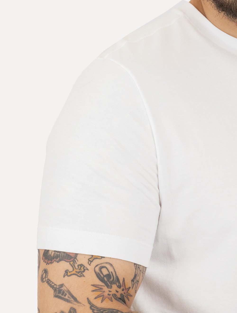 Camiseta Calvin Klein Masculina Meia Malha Basica CK Branca