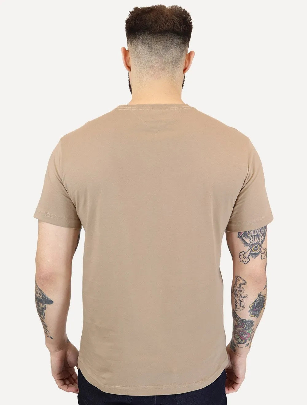 Camiseta Tommy Hilfiger Masculina Regular Fit Tee Solid Logo Marrom Claro