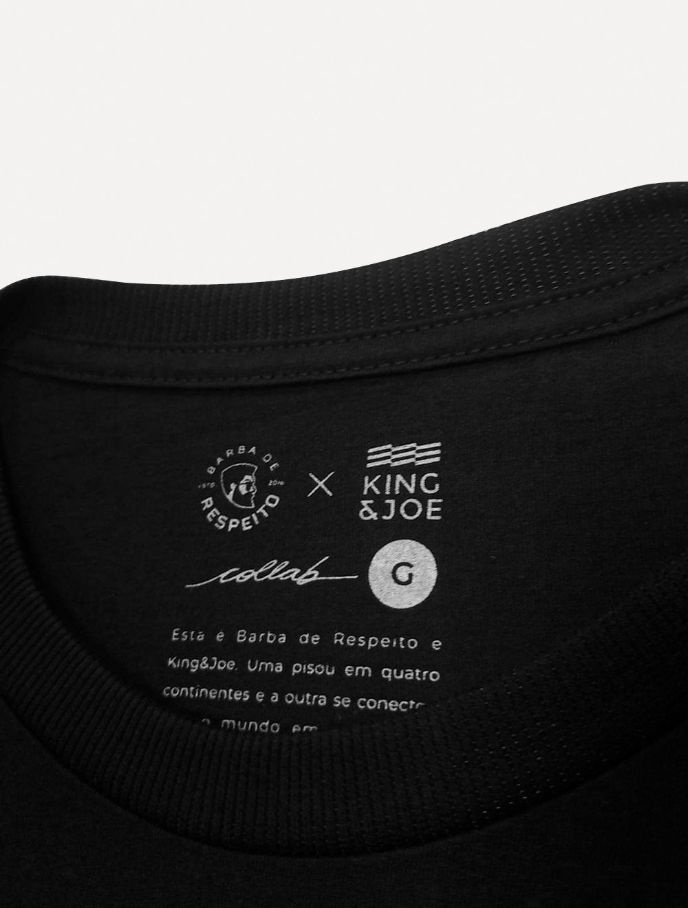 Camiseta King & Joe Masculina Collab The Barbas Preta