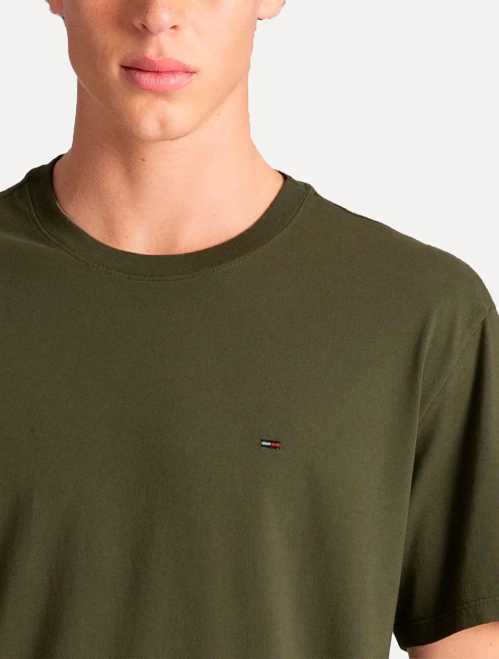 Camiseta Tommy Hilfiger Masculina Essential Cotton Verde Militar