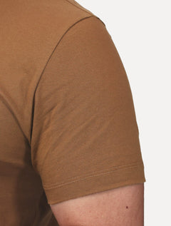 Camiseta Aramis Masculina Basic Lisa Mono Icon Marrom Médio