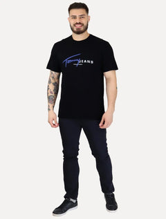 Camiseta Tommy Jeans Signature NY Center Preta