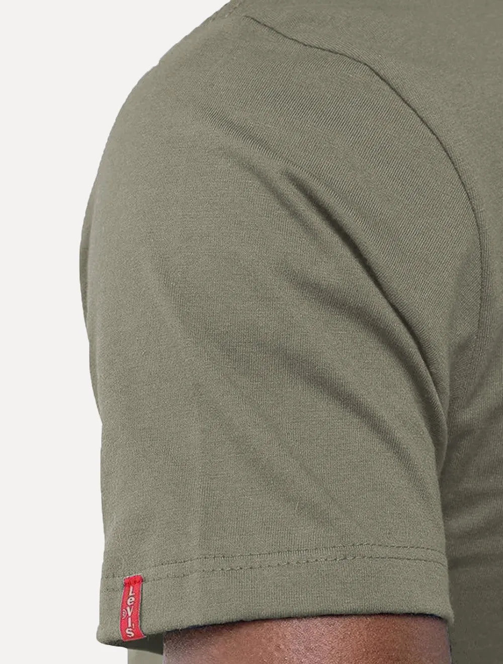 Camiseta Levis Masculina Slim Tag Sleeve Lisa Verde Oliva 