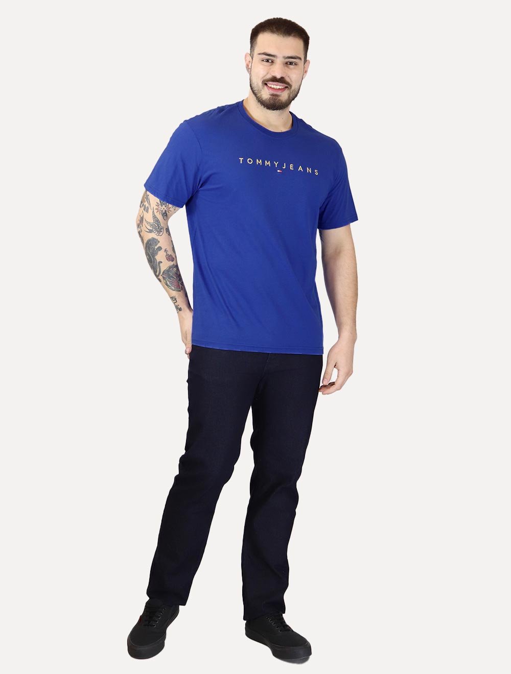 Camiseta Tommy Jeans Masculina Core Linear Gold Logo Azul Royal