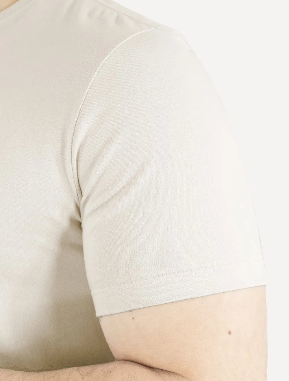 Camiseta Calvin Klein Masculina Barra Tag Off-White