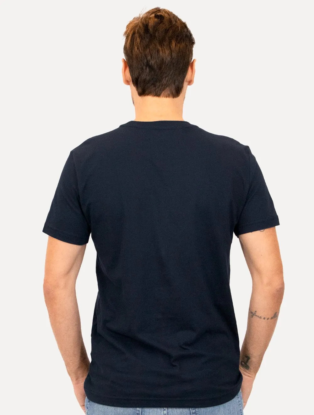 Camiseta Tommy Hilfiger Masculina Roundle Logo Chest Azul Marinho