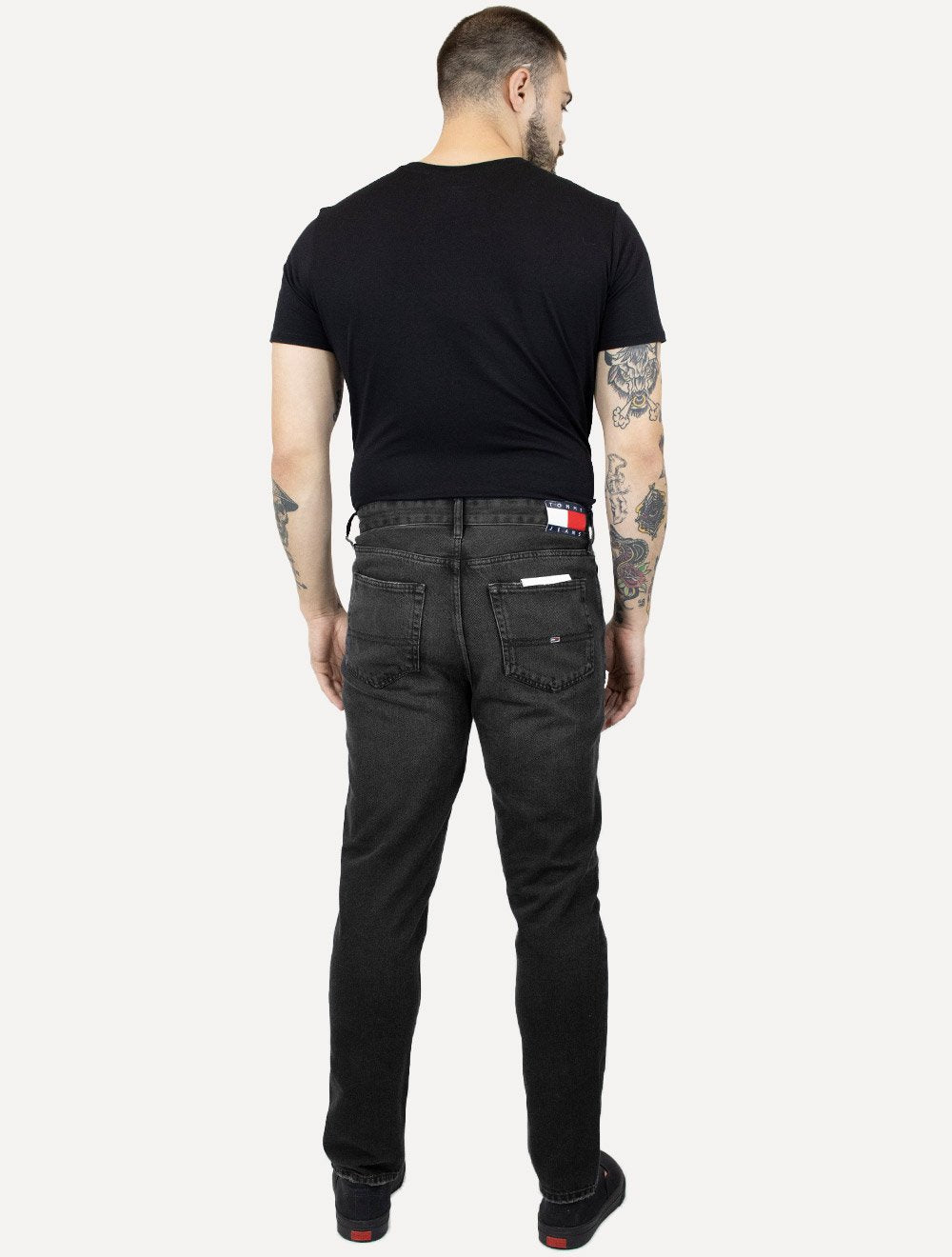 Calça Tommy Jeans Masculina Dad Regular Tapered Preta