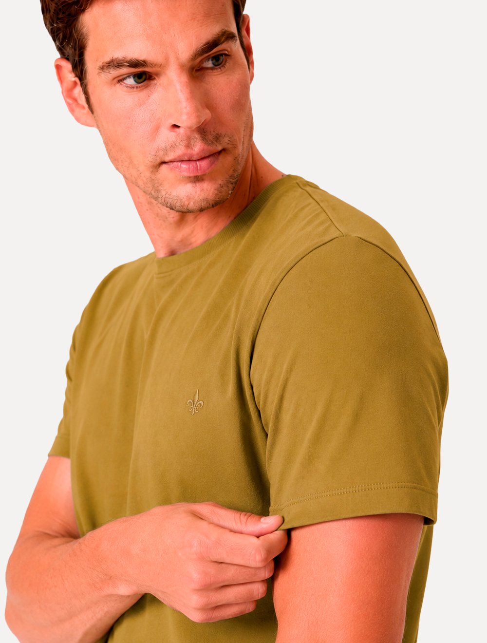 Camiseta Dudalina Masculina Essentials Modal Logo Amarelo Mostarda