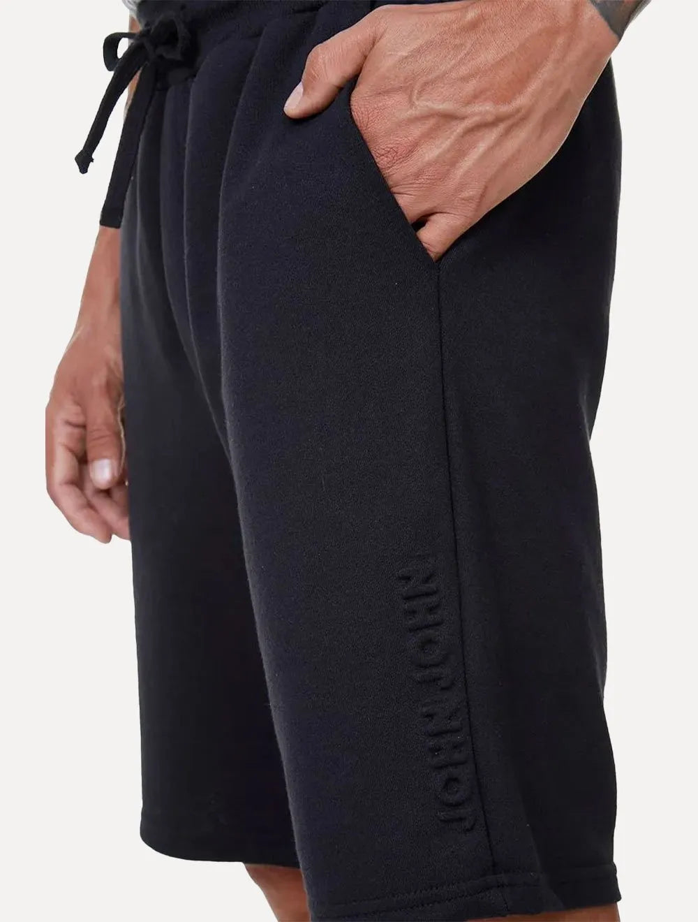 Bermuda John John Masculina Moletom Black Embossed Logo Preta