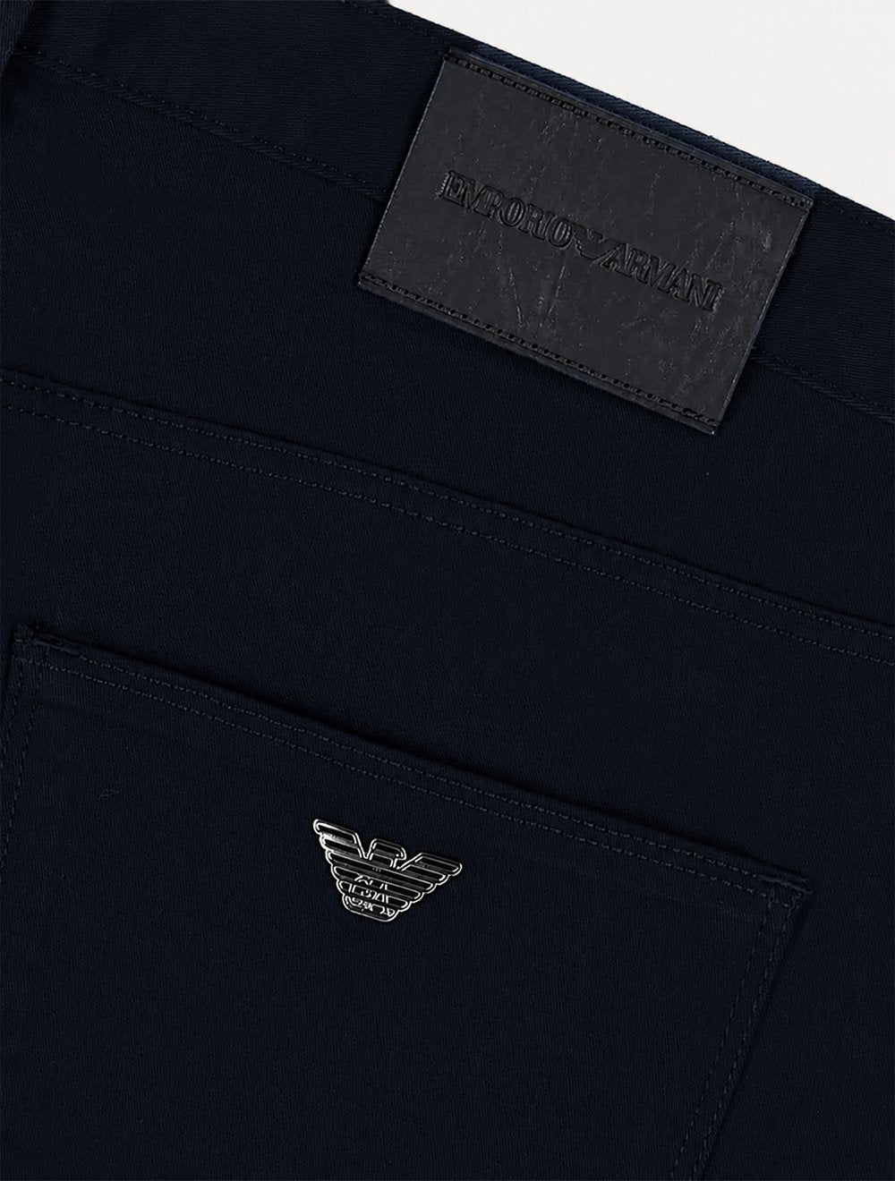 Calça Jeans Emporio Armani Masculina J06 Slim Fit Essential  Azul Escuro
