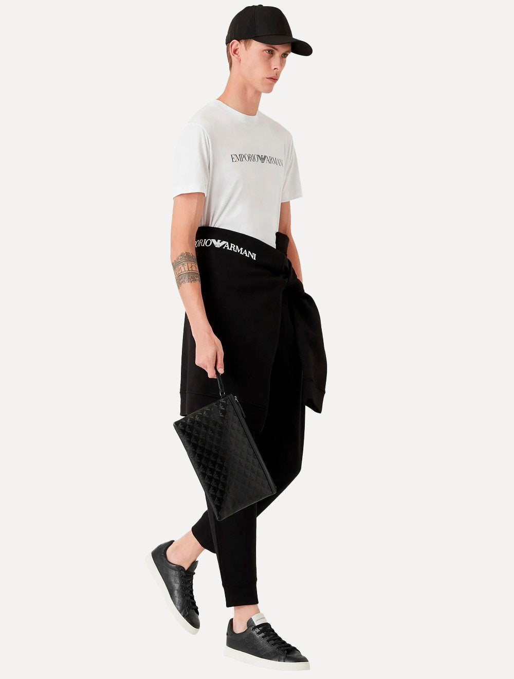 Camiseta Emporio Armani Masculina Essential Logo Peito Chest Branca