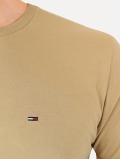 Camiseta Tommy Jeans Masculina Regular Jersey C-Neck Flag Marrom Claro