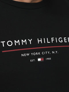 Camiseta Tommy Hilfiger Masculina Brand Love Big New Logo Preta