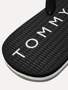 Chinelo Tommy Hilfiger Masculino Rubber Texture Strip Simon 34R Preto/Cinza