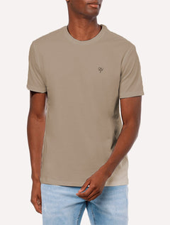 Camiseta Calvin Klein Jeans Dark Omega Logo Caqui Médio