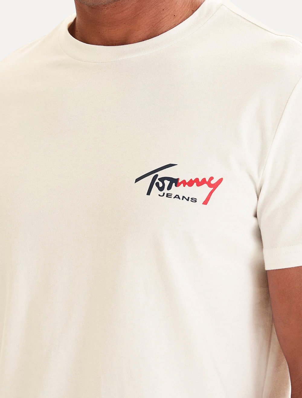 Camiseta Tommy Jeans Masculina Regular Sign Chest Off-White