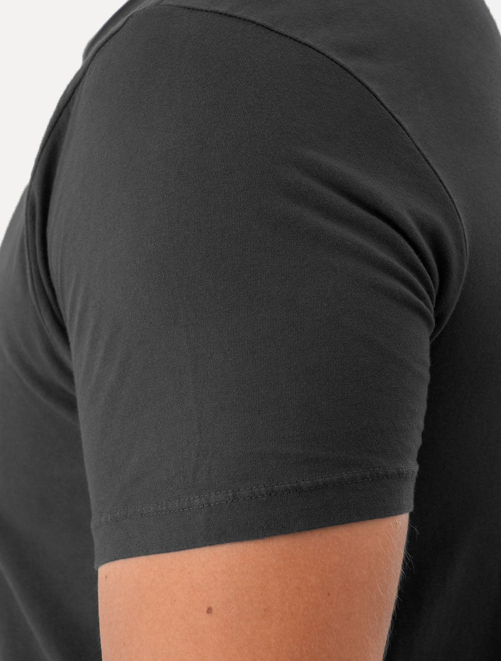 Camiseta Guess Masculina Rubber Logo Sash Chumbo
