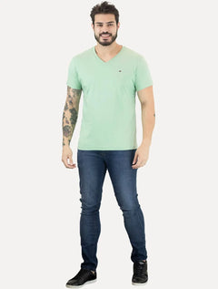 Camiseta Tommy Hilfiger Masculina Essential V-Neck Verde Claro