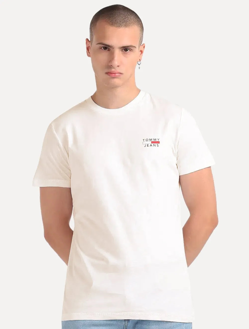 Camiseta Tommy Jeans Masculina Chest Logo Tee Off-White