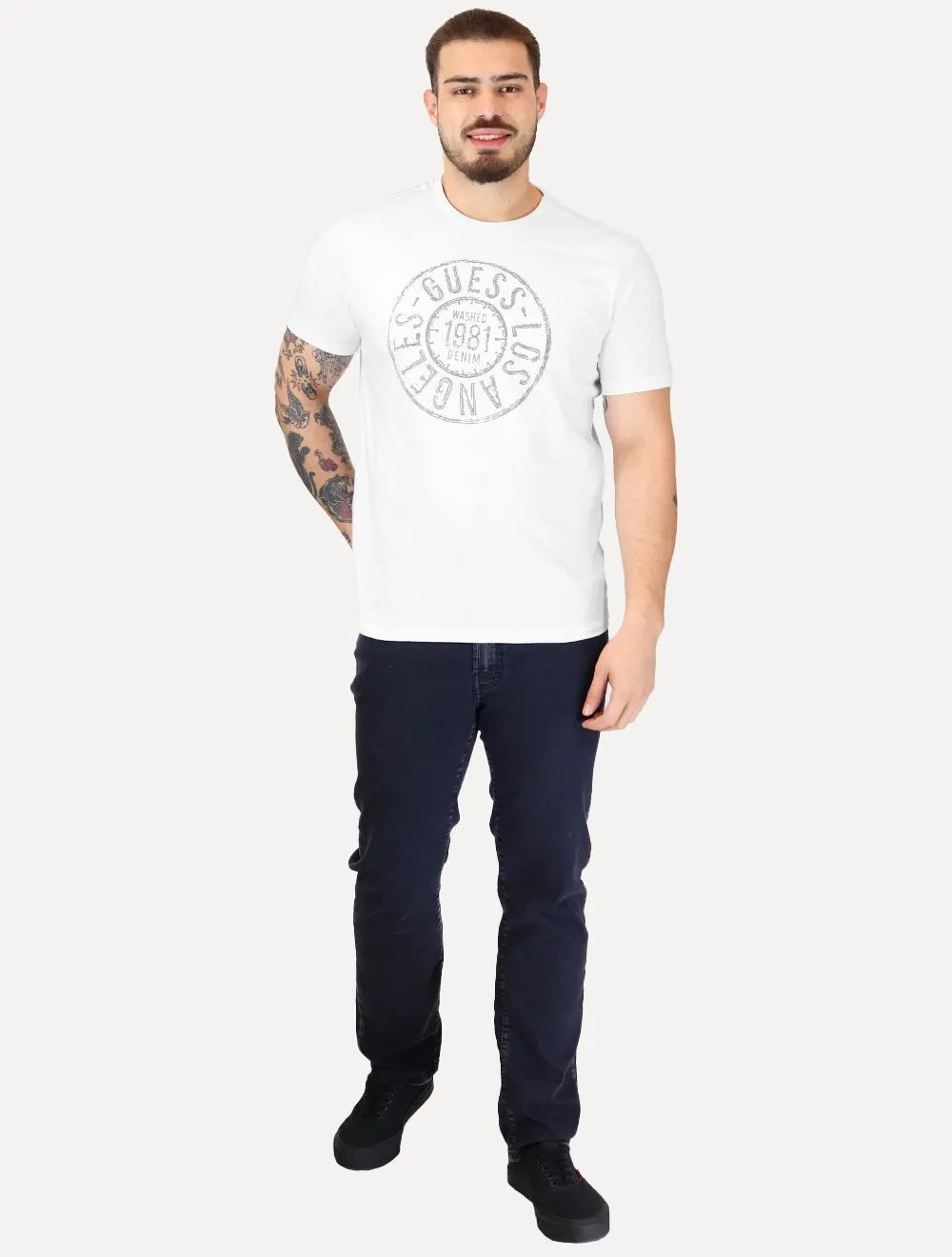 Camiseta Guess Masculina Washed Stamp Branca