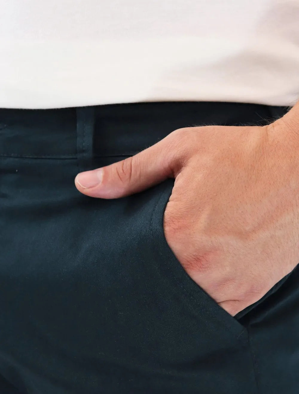Bermuda King & Joe Masculina Slim Flex Cetim Azul Marinho
