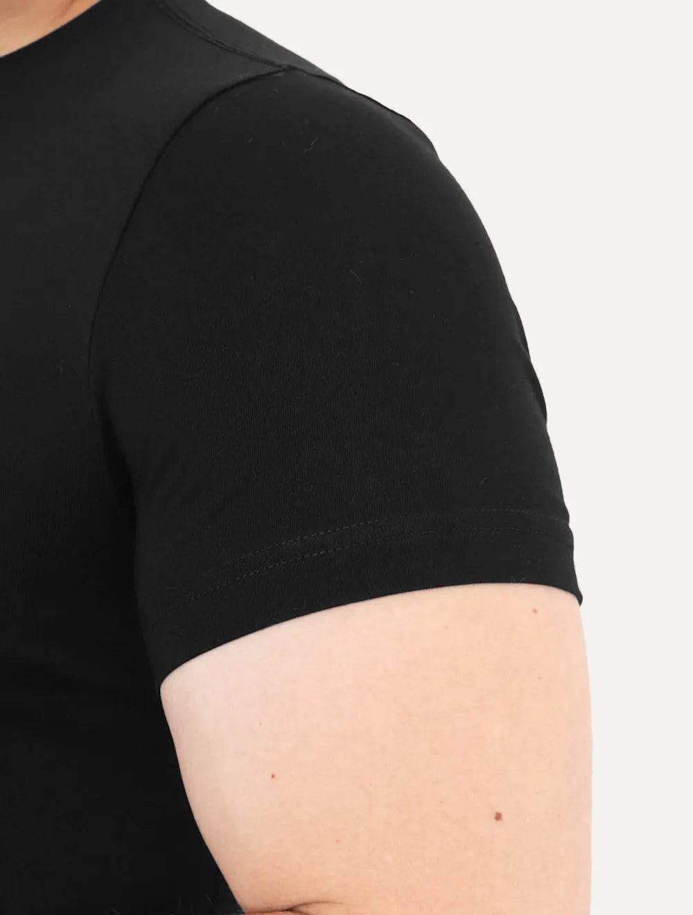 Camiseta Tommy Hilfiger Masculina Slim Fit Essential Stretch Preta