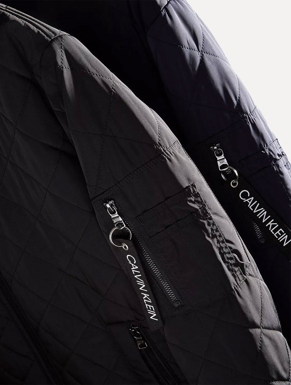 Jaqueta Calvin Klein Bomber CK Zip Preta