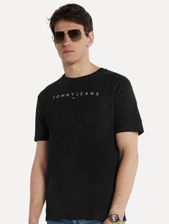 Camiseta Tommy Jeans Masculina Core Linear Gold Logo Preta