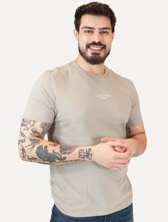 Camiseta Calvin Klein Jeans Masculina Frontal Logo Rubber Relevo Cáqui Claro