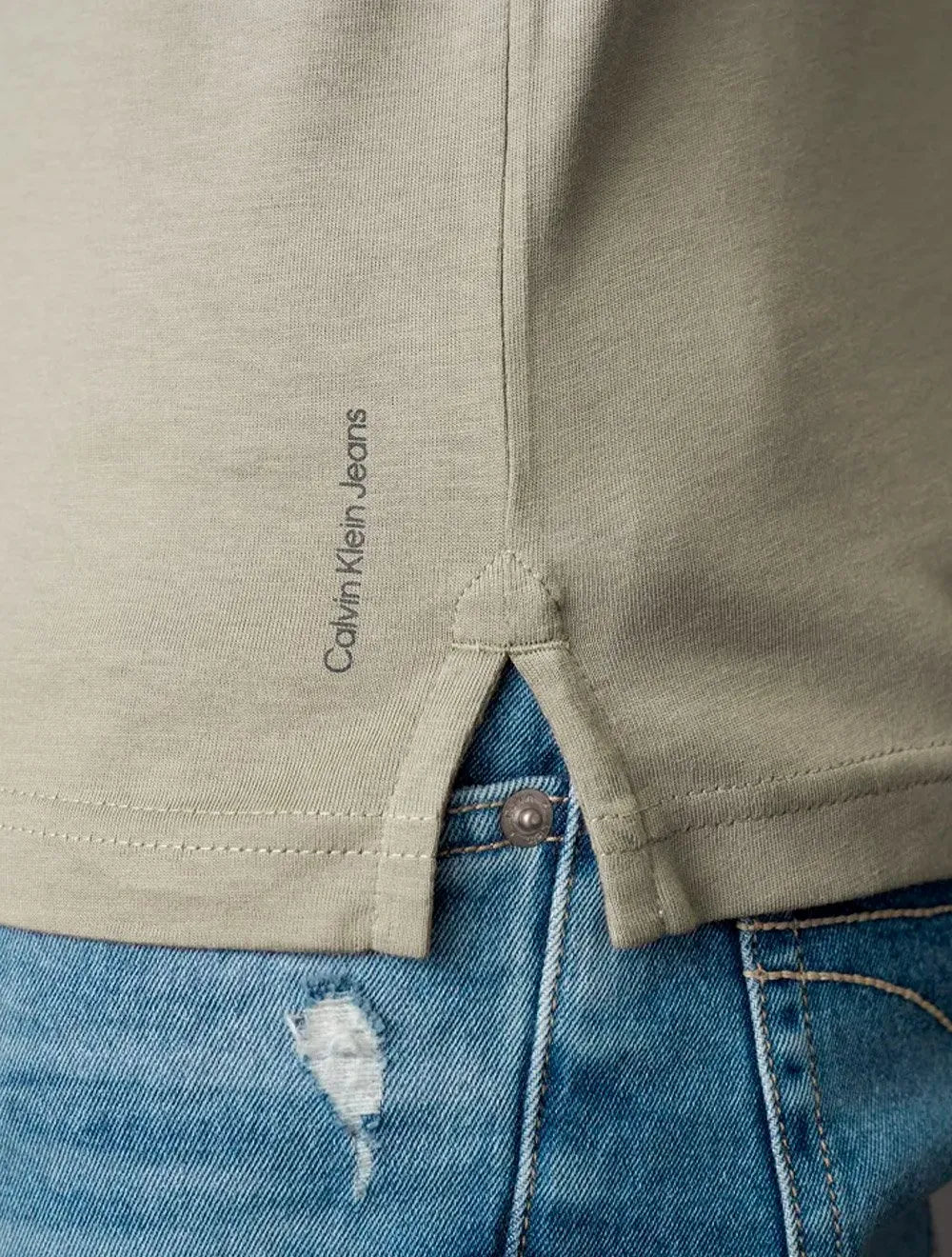 Camiseta Calvin Klein Jeans Masculina Crewneck Essentials Cáqui Médio